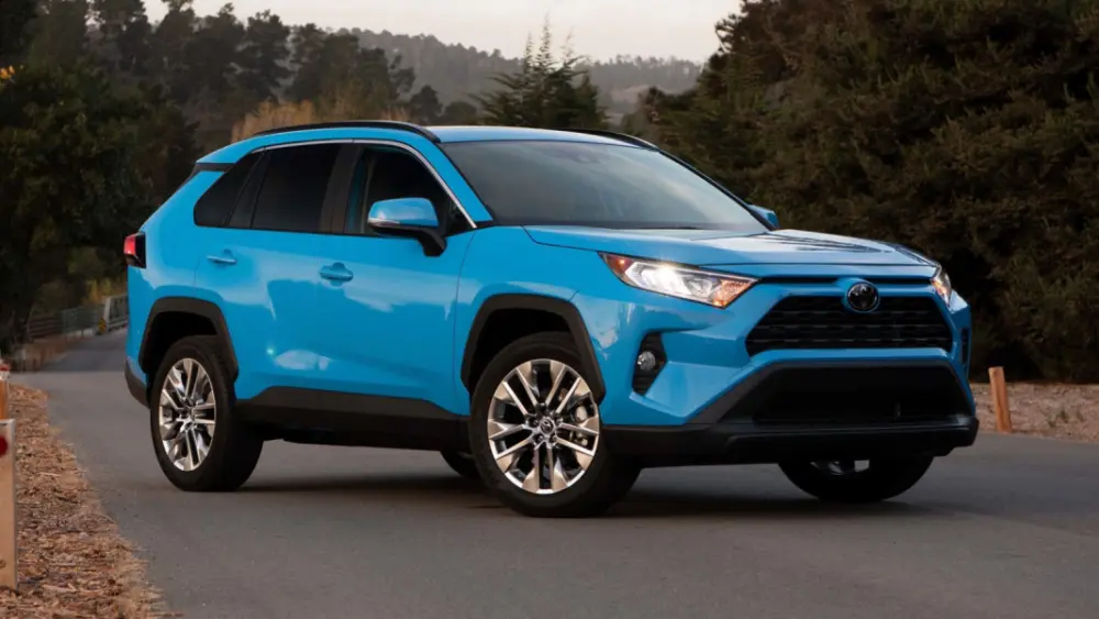 2019-toyota-rav4-754160