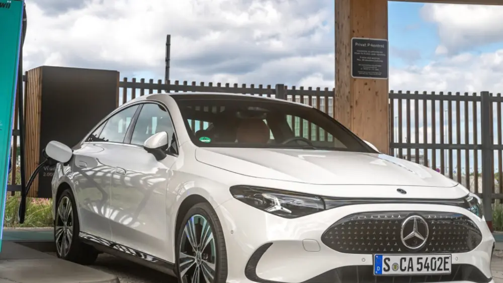 2026-mercedes-benz-cla352444