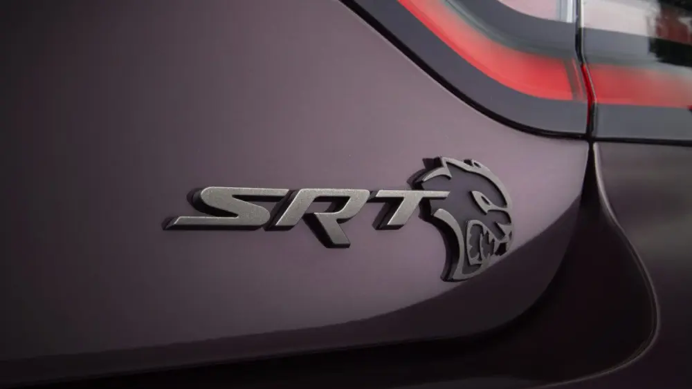 brass-monkey-hellcat-badging-on-the-2022-dodge-charger-srt-hellc71021