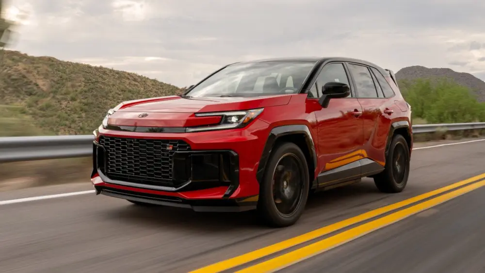 2026-toyota-rav4-phev129357