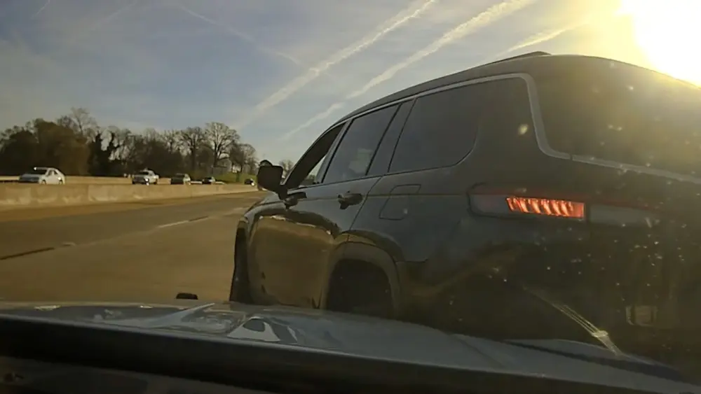 l-intro-1772483145971383