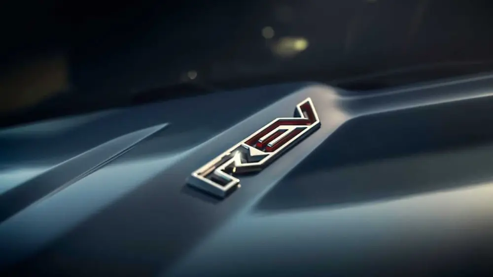 2024-ram-1500-rev-exterior-front-hood-rev-badge167090