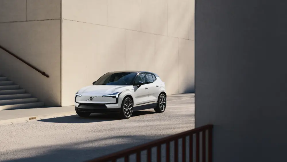 jpg-full-bl324-exterior-3qfront-row-699f41d0a405a