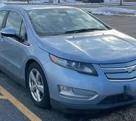 used-car-of-the-day-2013-chevrolet-volt536846