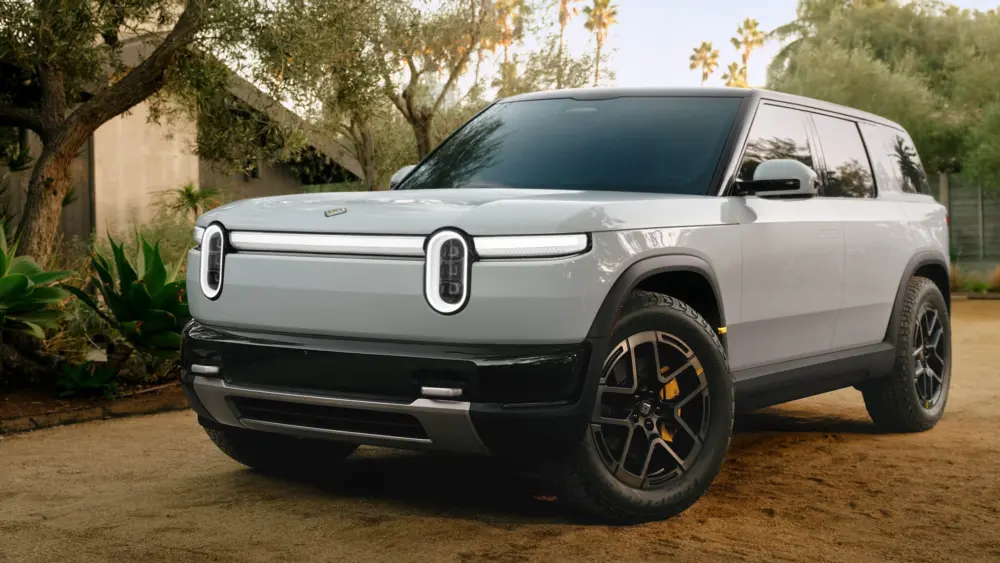 r2_glacierwhiteexterior2-e1773299982393741750