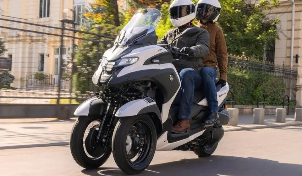 how-yamahas-first-ever-on-scoote-1