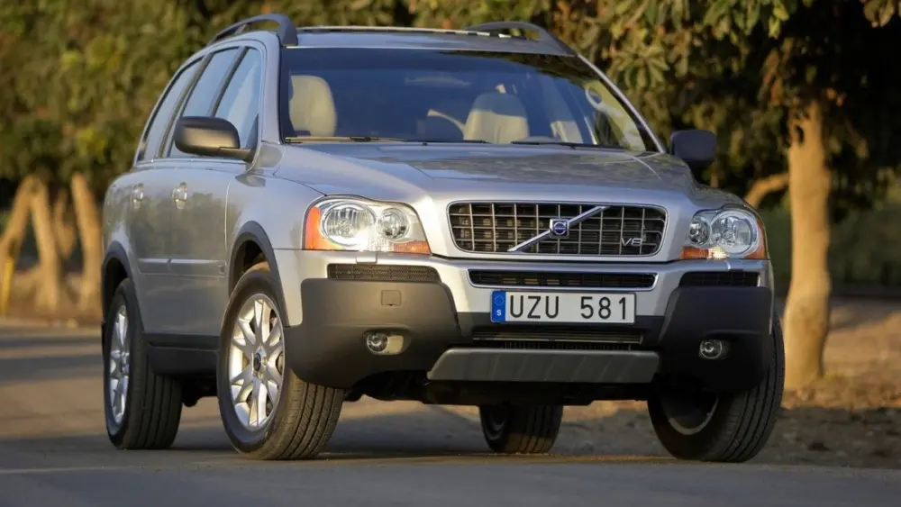 2005-volvo-xc90-v8714300