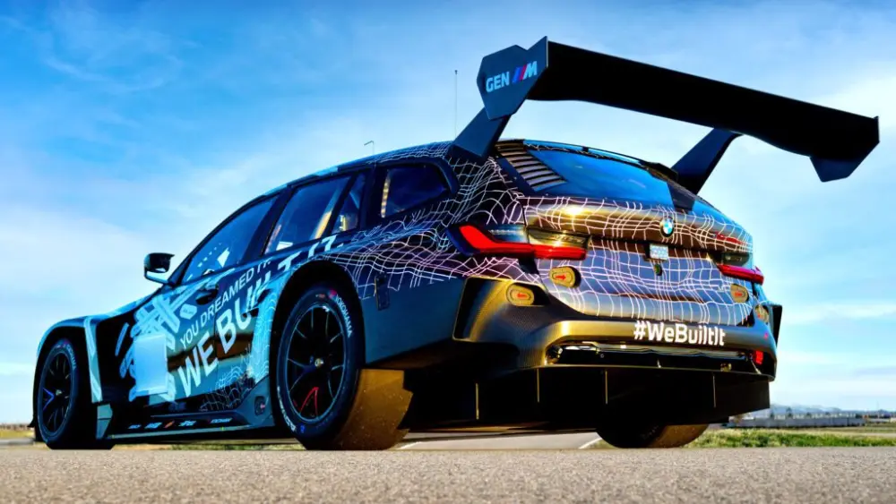 p90632515_highres_munich-ger-16-march-copy-1024x576470505-1