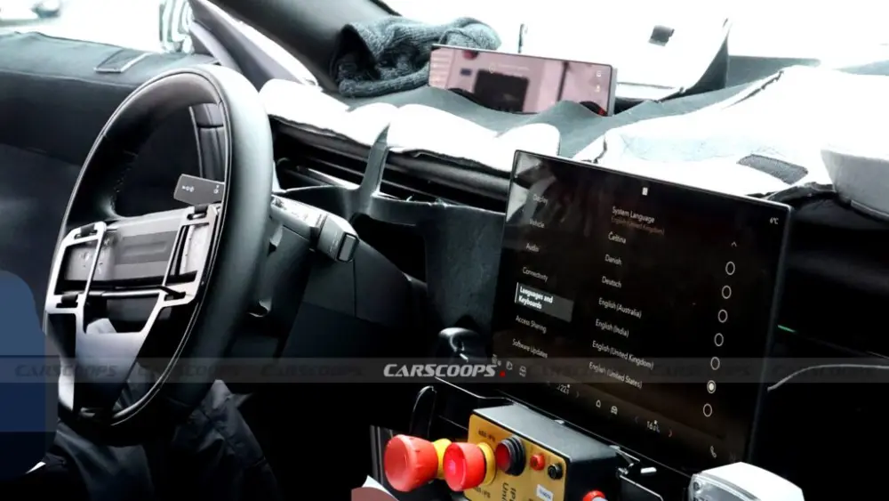 range-rover-velar-19-copy-1024x576240769-1