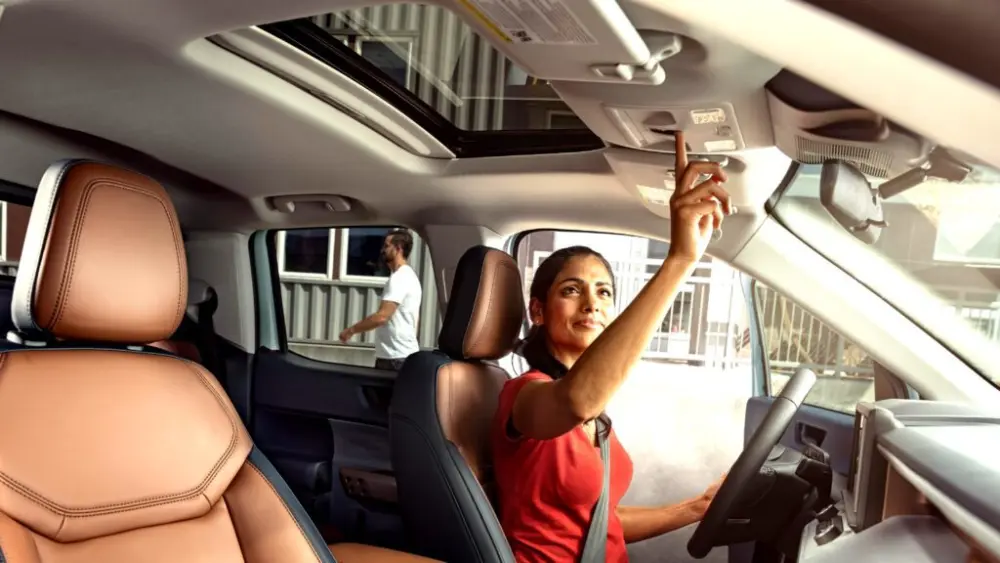 24_frd_mav_54240_door_-20open-copy-1024x576900250-1