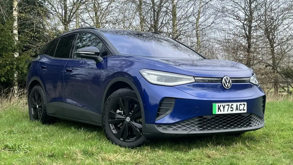 2025_vw_id4_hero_shot528634