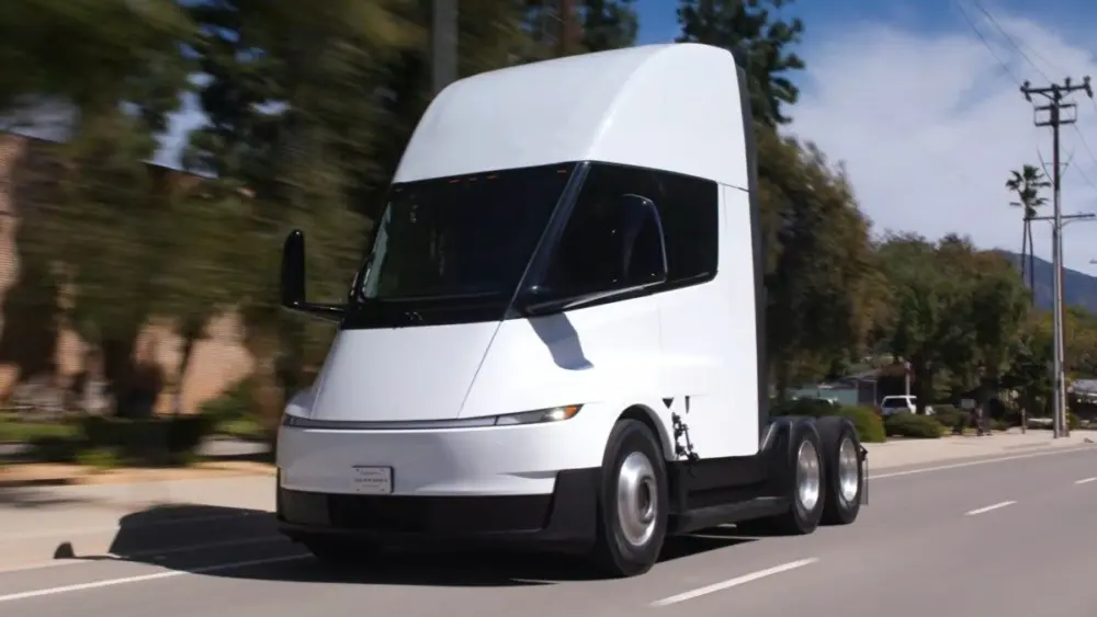 jay-leno-driving-tesla-semi-3682592