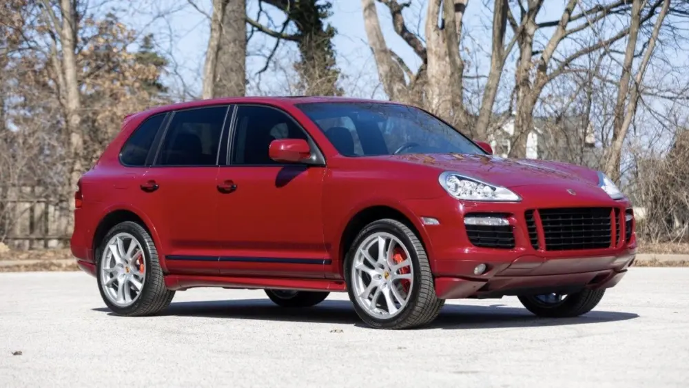 2009-porsche-cayenne-gts886025