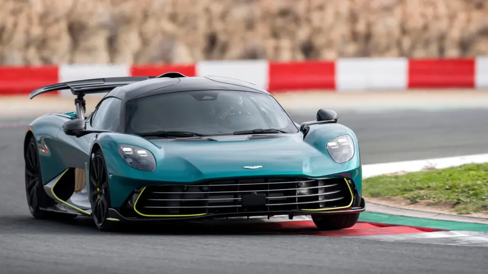astonmartinvalhalla_copy_photomaxearey-21188410