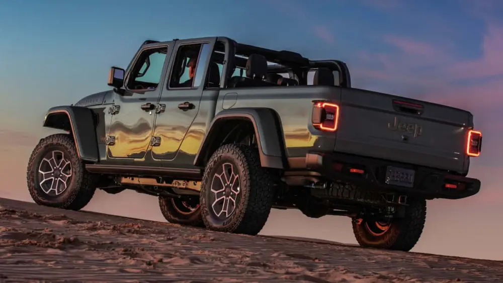 2024-jeep-gladiator-mojave-x171312