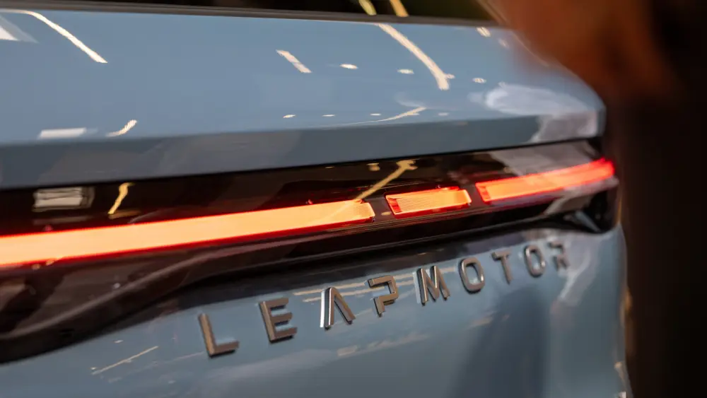 c1ea2fd8-4fe3-4400-95dc-4552d8678f05