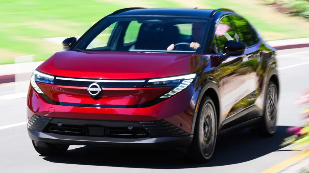 2026-nissan-leaf_sd_red-12076-copy-1024x576138959-1