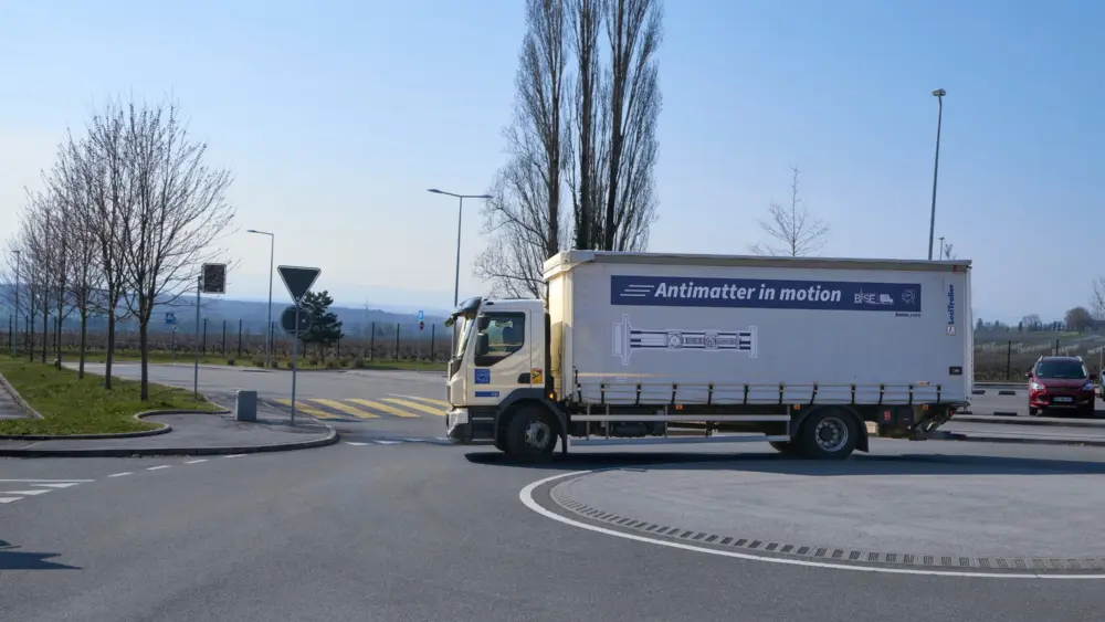 c3386932-2434-4370-8dbe-87982adb7886