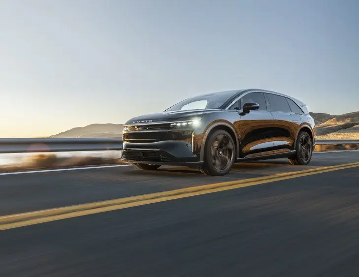 lm25-0254-i_laasposter_dscf3244_image42026-lucid-gravity-touring406594