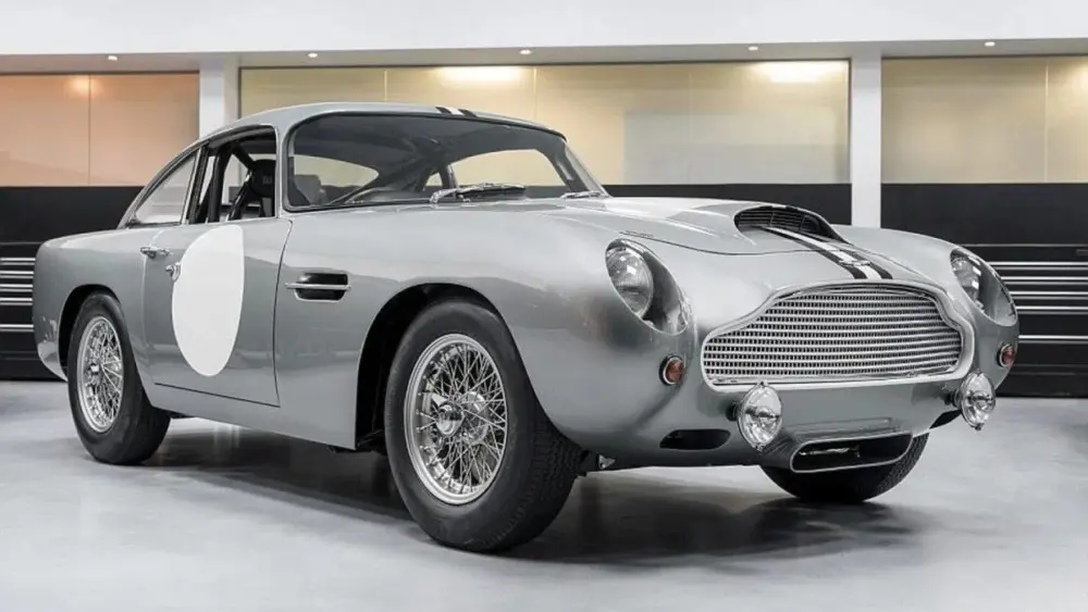 aston-martin-db4-gt-continuation-1319196095-1420677
