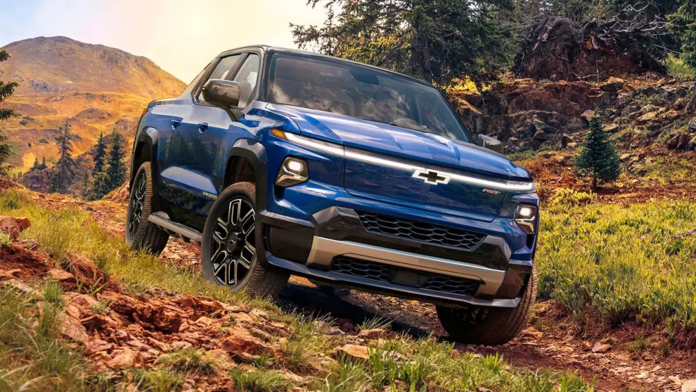 2024-chevy-silverado-ev-rst