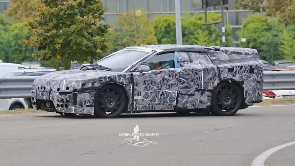 ferrari-ev-with-production-body-spy-photo427851