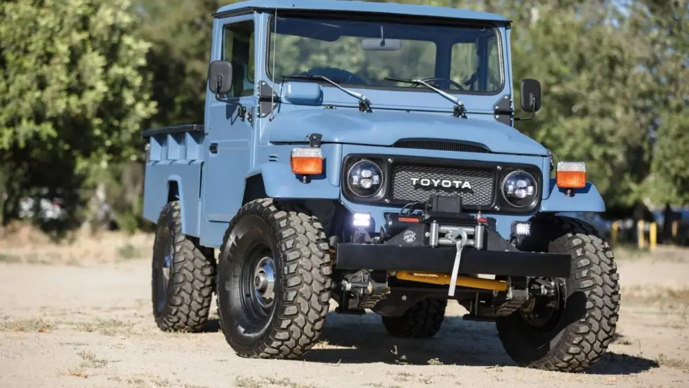 1980_toyota_land-cruiser-fj45_198020toyota20land20cruiser20fj4520015-99574-scaled-1