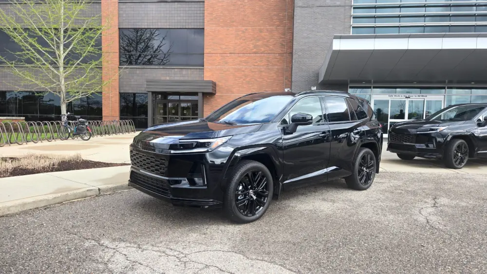 860d2ea3-5d78-4755-bed7-6227a92244c4