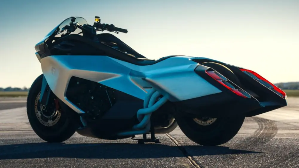 bmw-vision-k18-concept-bike-30-copy-1024x576900992-1