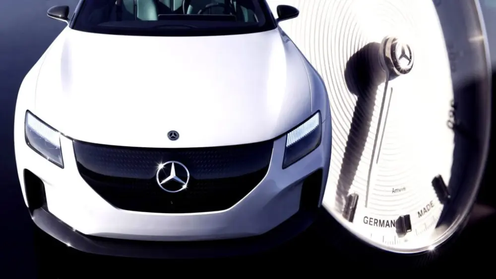 mercedes-benz-concept-lukas-wochinger-main-1-copy-1024x576172077-1