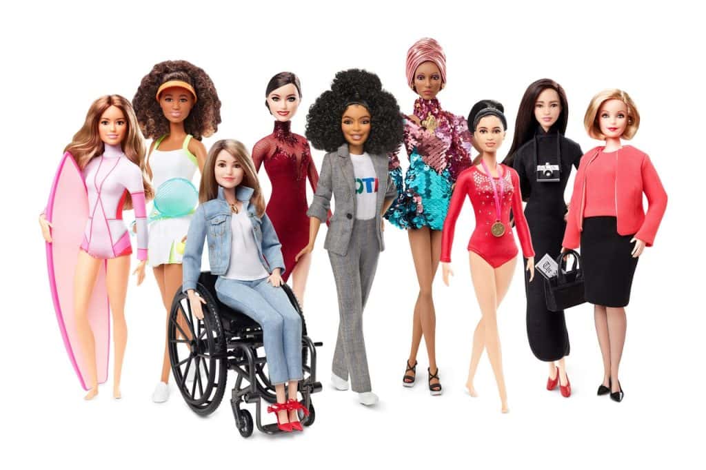 barbie en el baño