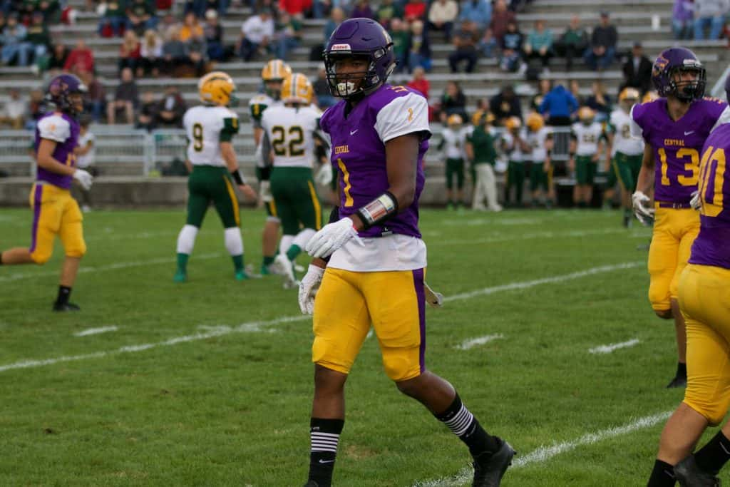 Bay City Central WR Devell Washington grows through recruitment process ...