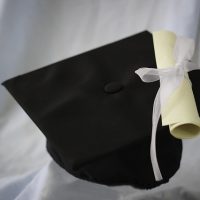 graduation-2148715_640