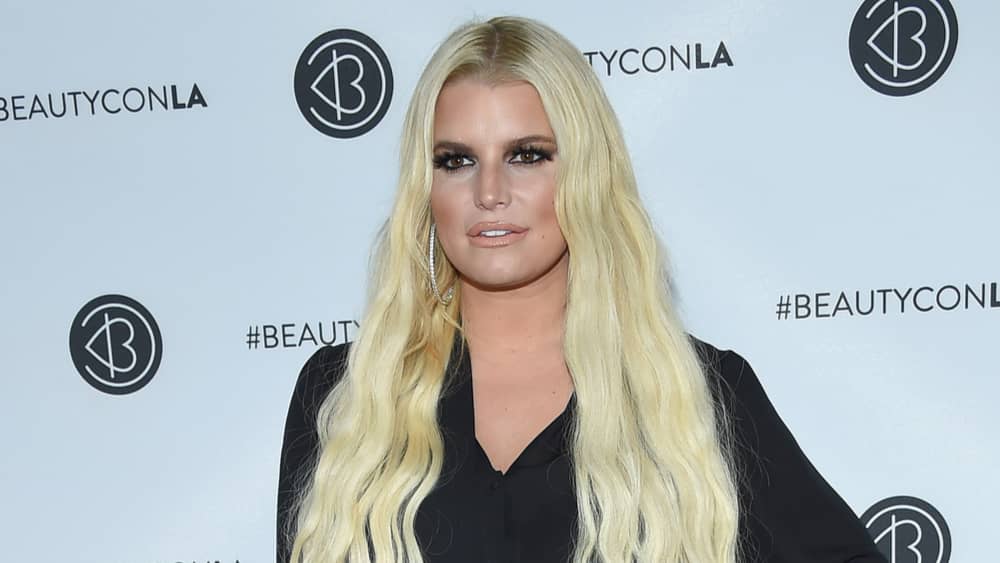 Jessica Simpson Celebrates Four Years Of Sobriety With Candid Photo On ...