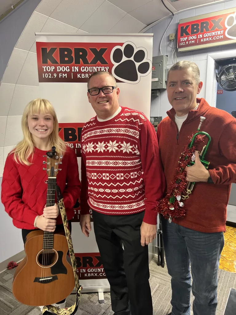 Emma Sedlacek & Chad Dean With Christmas Music On Kbrx, December 16 