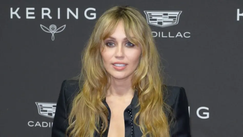 Miley Cyrus at the 2026 Palm Springs International Film Awards. PALM SPRINGS^ USA. January 03^ 2026