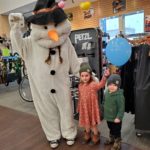 Frosty-with-Kids-at-Prospector