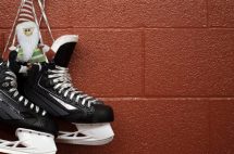 istock_122419_christmashockey