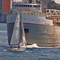sailboat-vs-freighter