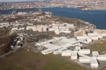 getty_rikers-gty-gmh-250513_1747155574063_hpmain799715