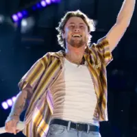 m_baileyzimmermancmafest2025abchatoffarmup480761