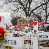 news_uvaldeshooting_010926291440