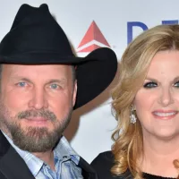 Garth Brooks & Trisha Yearwood at the Los Angeles Convention Centre. LOS ANGELES^ CA. February 08^ 2019