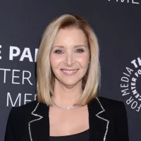Lisa Kudrow arrives to "The Paley Honors: A Special Tribute To Television's Comedy Legends" on November 21^ 2019 in Beverly Hills^ CA