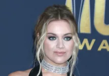 Kelsea Ballerini at the 2022 Academy of Country Music Awards Arrivals at Allegient Stadium on March 7^ 2022 in Las Vegas^ NV