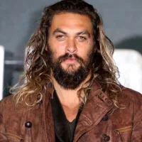 Jason Momoa attends the 'Justice League' photocall at The College in London^ England. London^ United Kingdom - November 4^ 2017