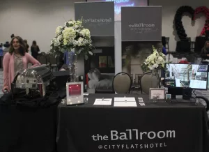 cityflatshotel_booth