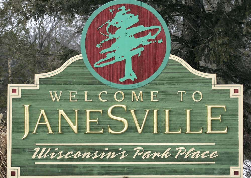 City of Janesville makes emergency water main repairs WCLO