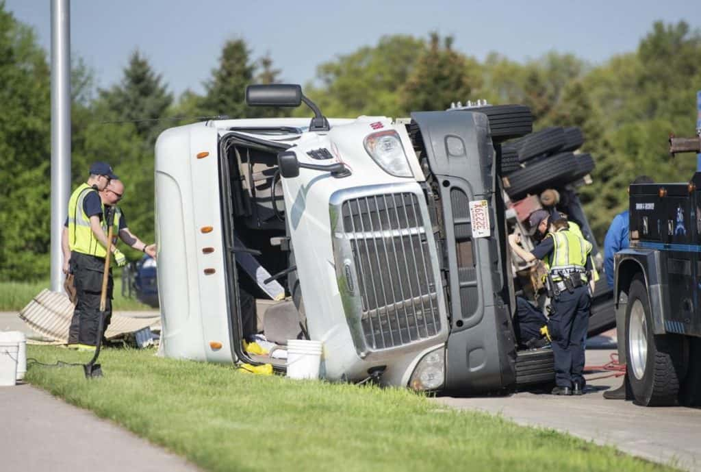 Corn syrup spill closes East Racine Street in Janesville | WCLO