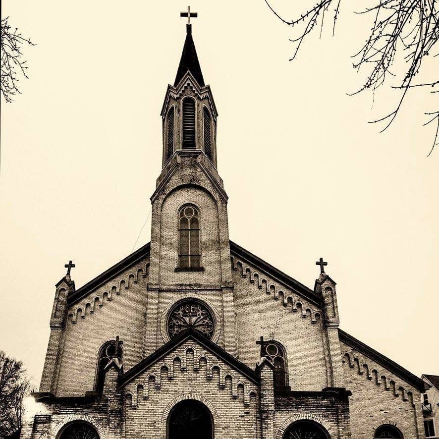 St. Patrick's Catholic Church in Janesville having steeple removed - Vimarsana News